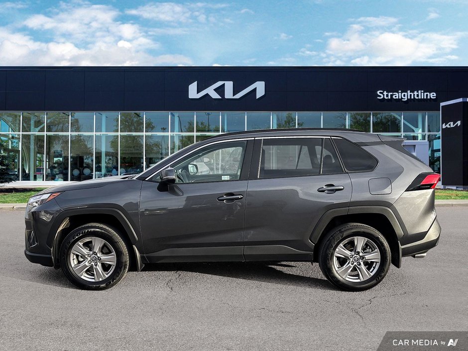 2023 Toyota RAV4 XLE-2