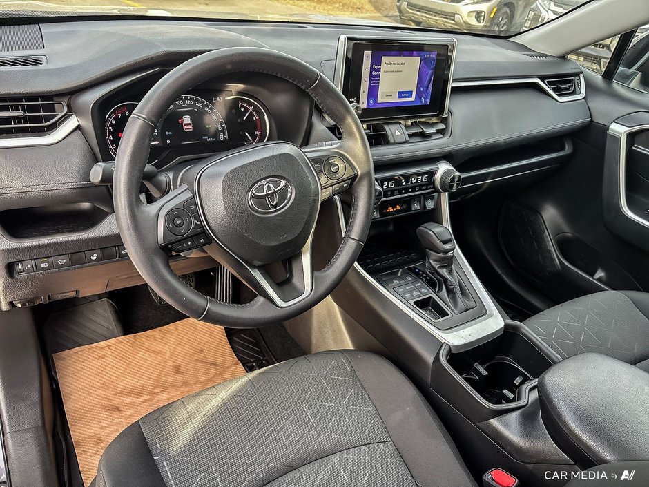 2023 Toyota RAV4 XLE-7