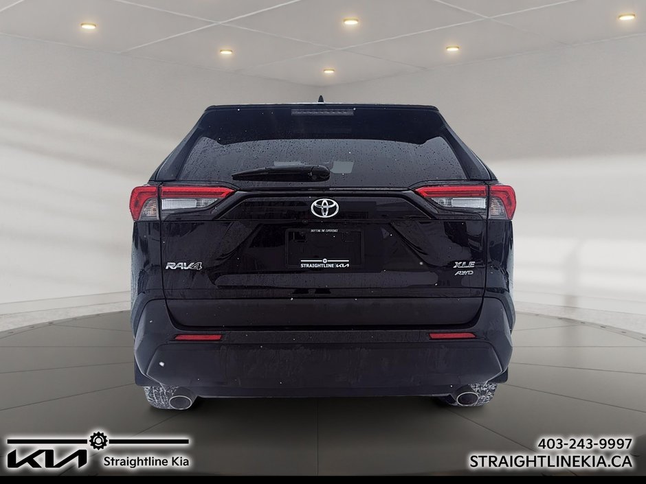 2025 Toyota RAV4 XLE-2