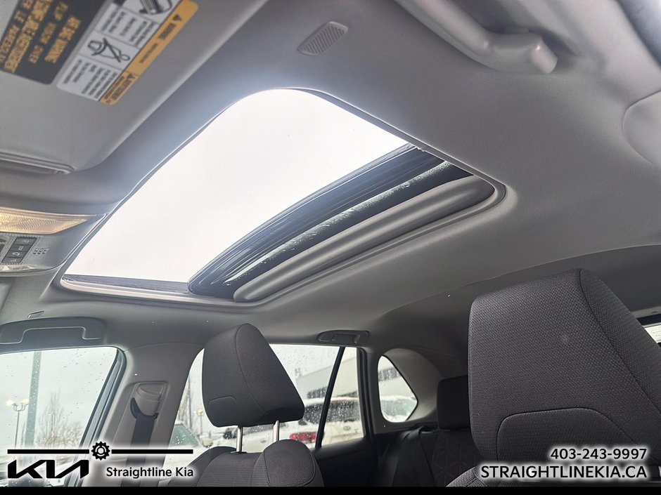 2025 Toyota RAV4 XLE-15