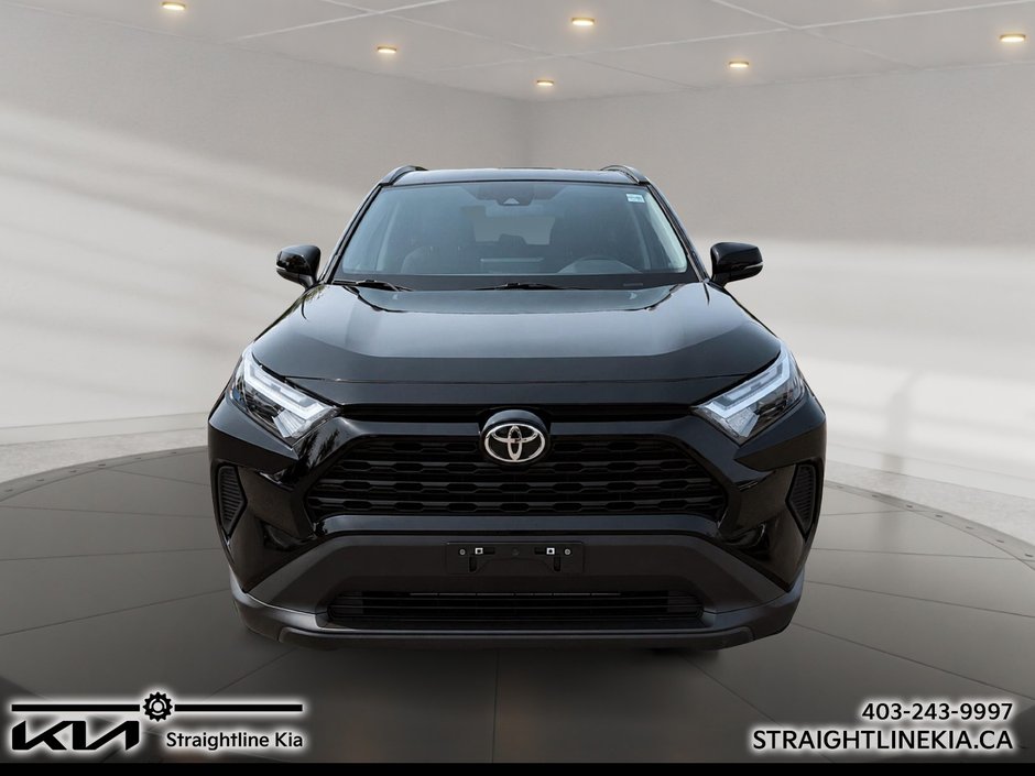 2025 Toyota RAV4 XLE-1