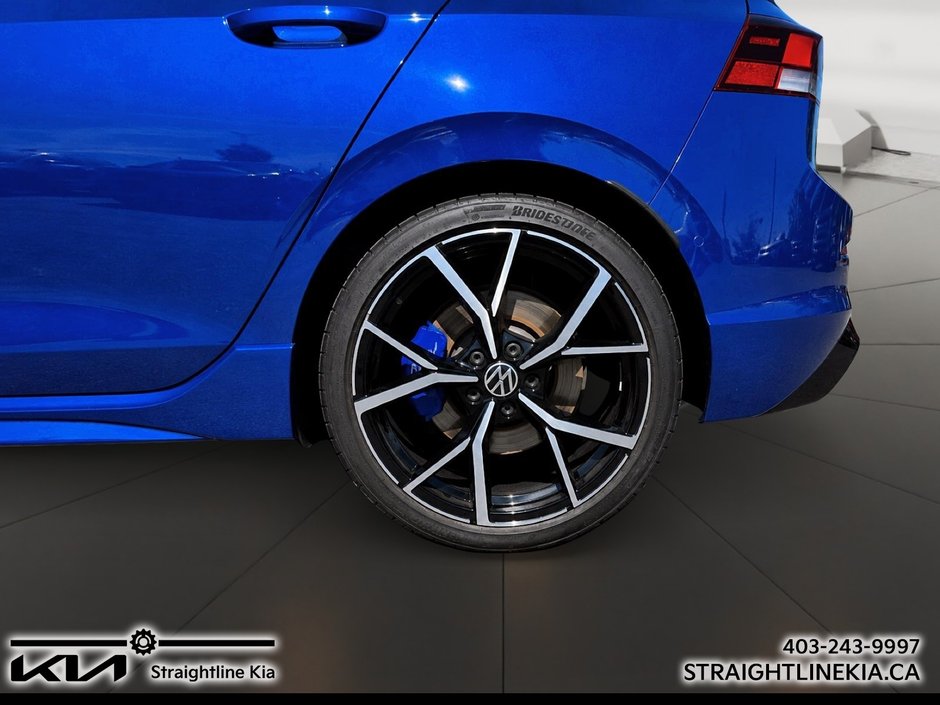 2024 Volkswagen GOLF R BASE-6