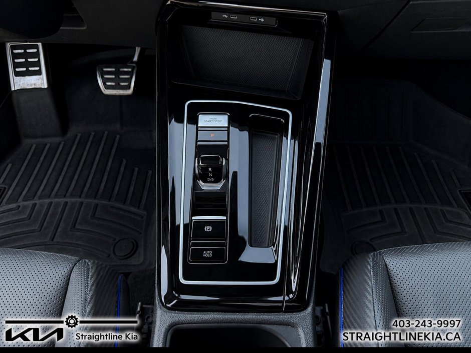 2024 Volkswagen GOLF R BASE-13
