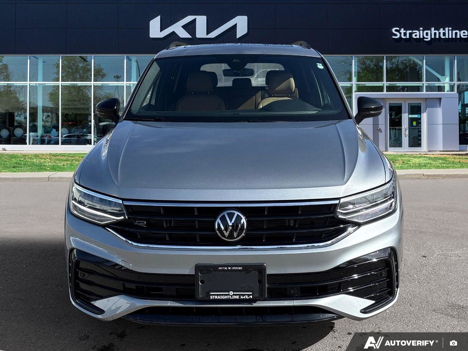 2023 Volkswagen Tiguan COMFORTLINE R-LINE BLACK EDITION-1