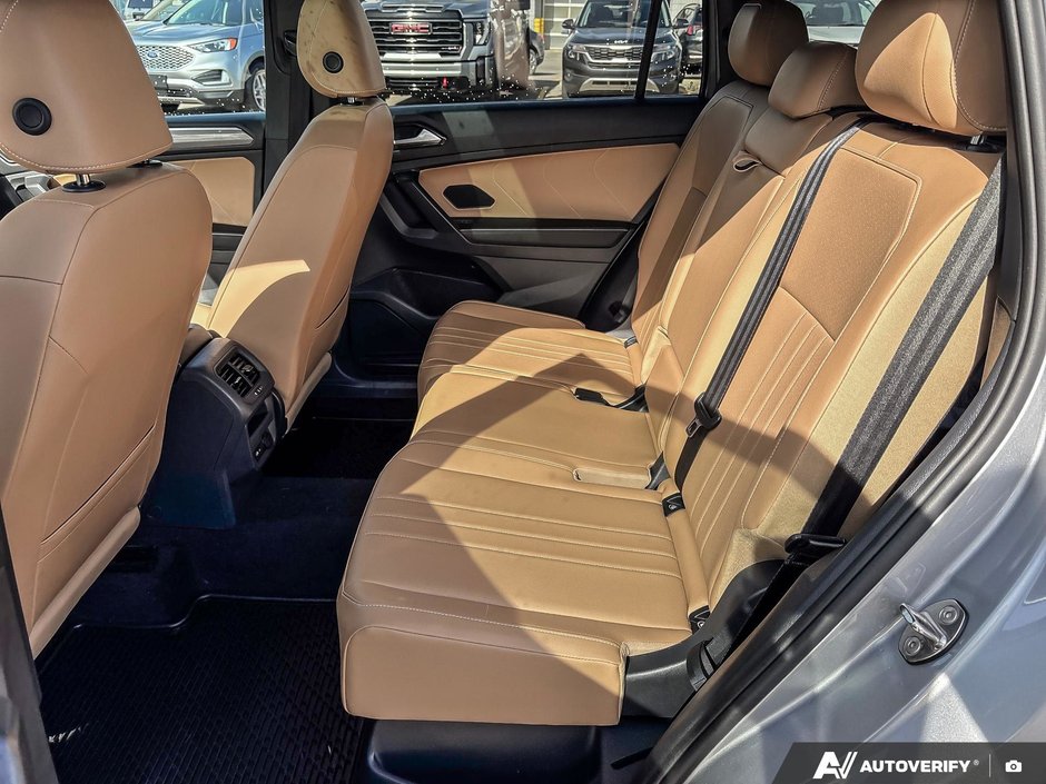 2023 Volkswagen Tiguan COMFORTLINE R-LINE BLACK EDITION-13