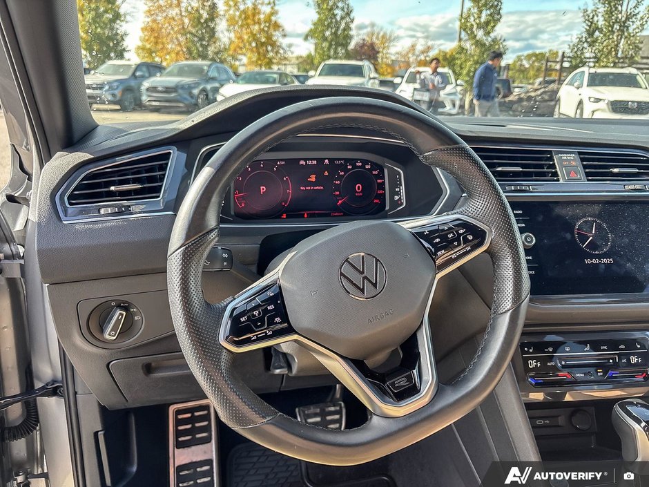 2023 Volkswagen Tiguan COMFORTLINE R-LINE BLACK EDITION-7