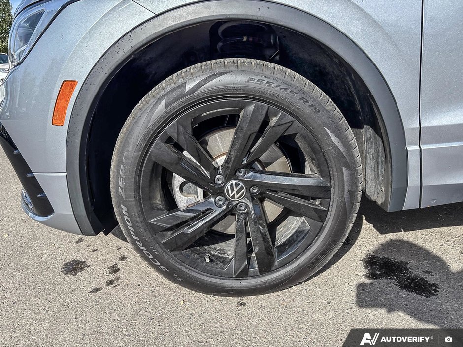 2023 Volkswagen Tiguan COMFORTLINE R-LINE BLACK EDITION-4