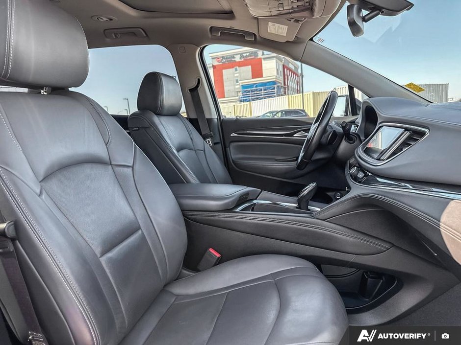 2018 Buick Enclave Essence-23