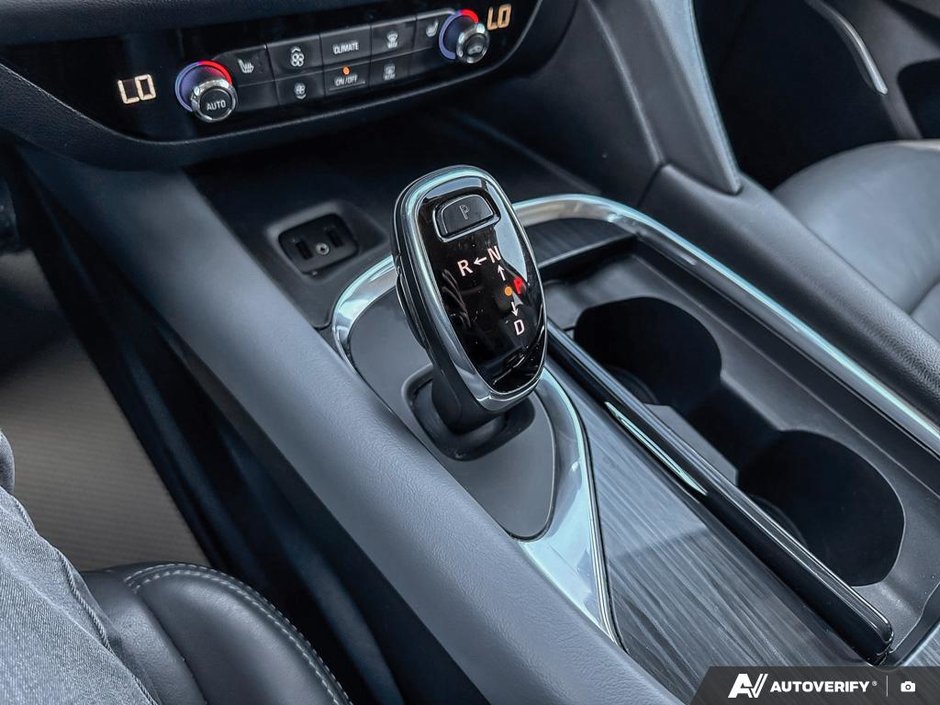 2018 Buick Enclave Essence-19