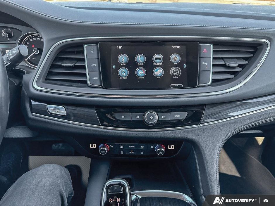 2018 Buick Enclave Essence-17