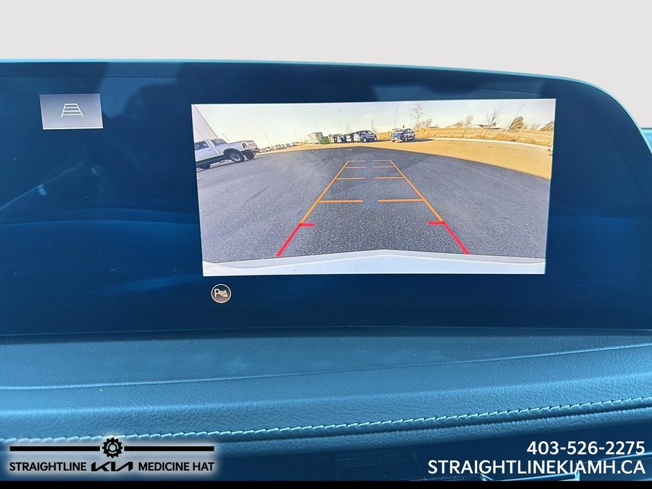 2024 Cadillac XT4 AWD Premium Luxury-17