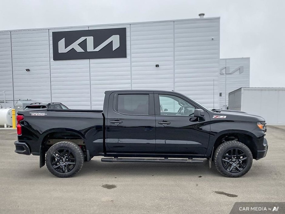 2022 Chevrolet Silverado 1500 Custom Trail Boss-5