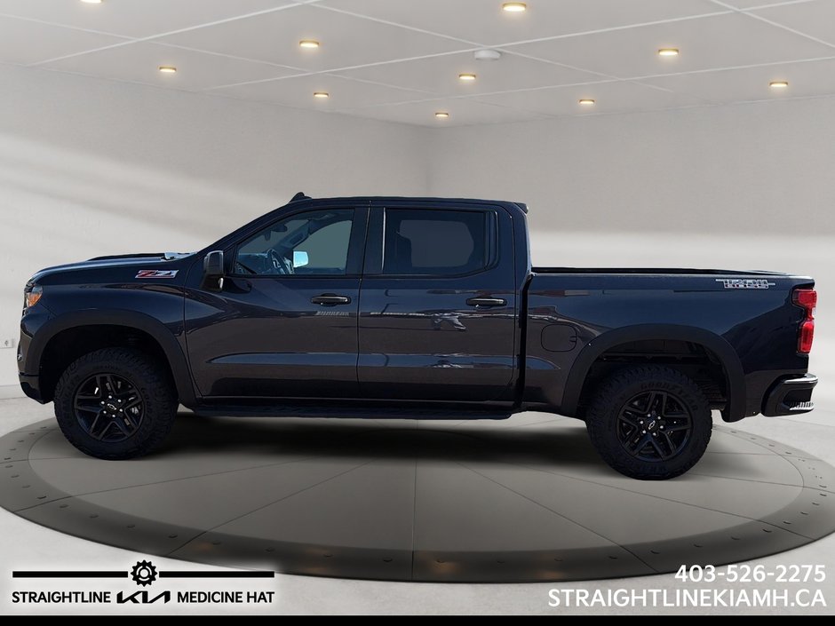 2022 Chevrolet SILVERADO 1500 Custom Trail Boss-4
