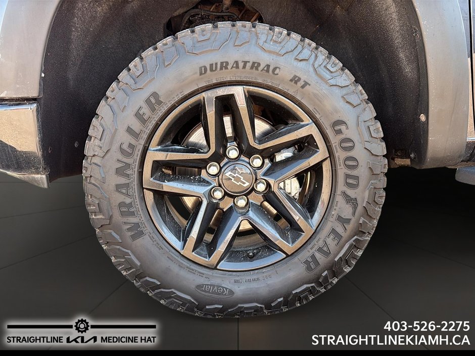 2022 Chevrolet SILVERADO 1500 Custom Trail Boss-6