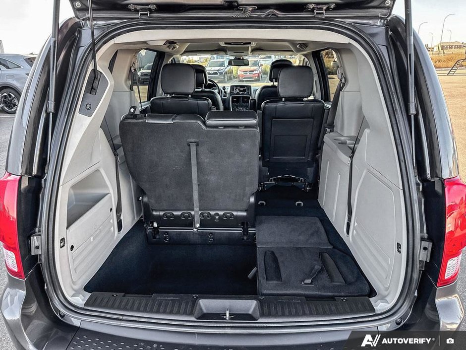 2019 Dodge Grand Caravan Crew Plus-6