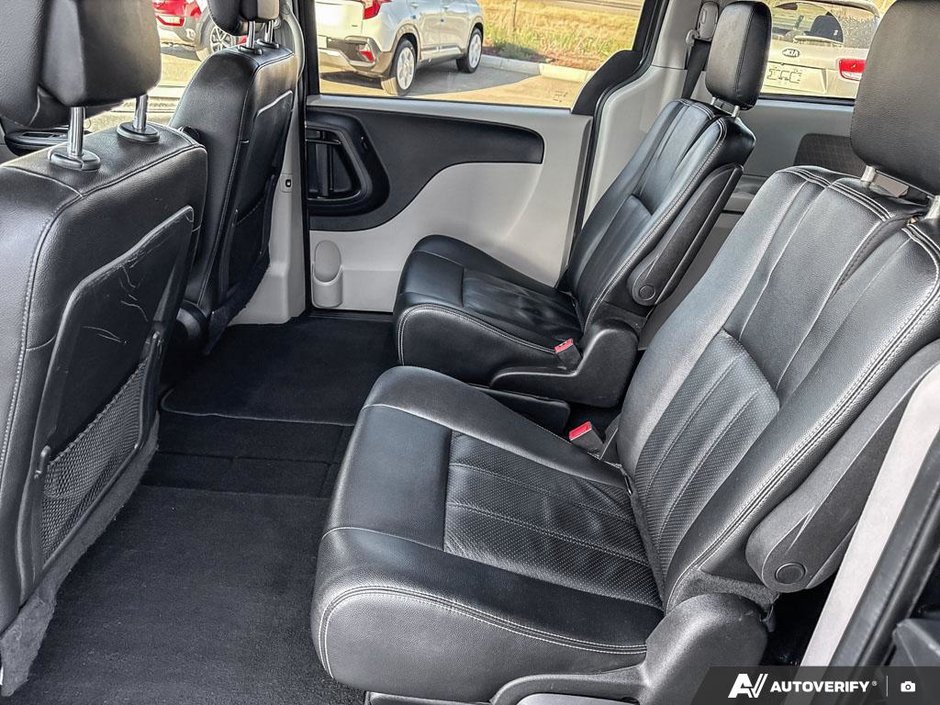 2019 Dodge Grand Caravan Crew Plus-22