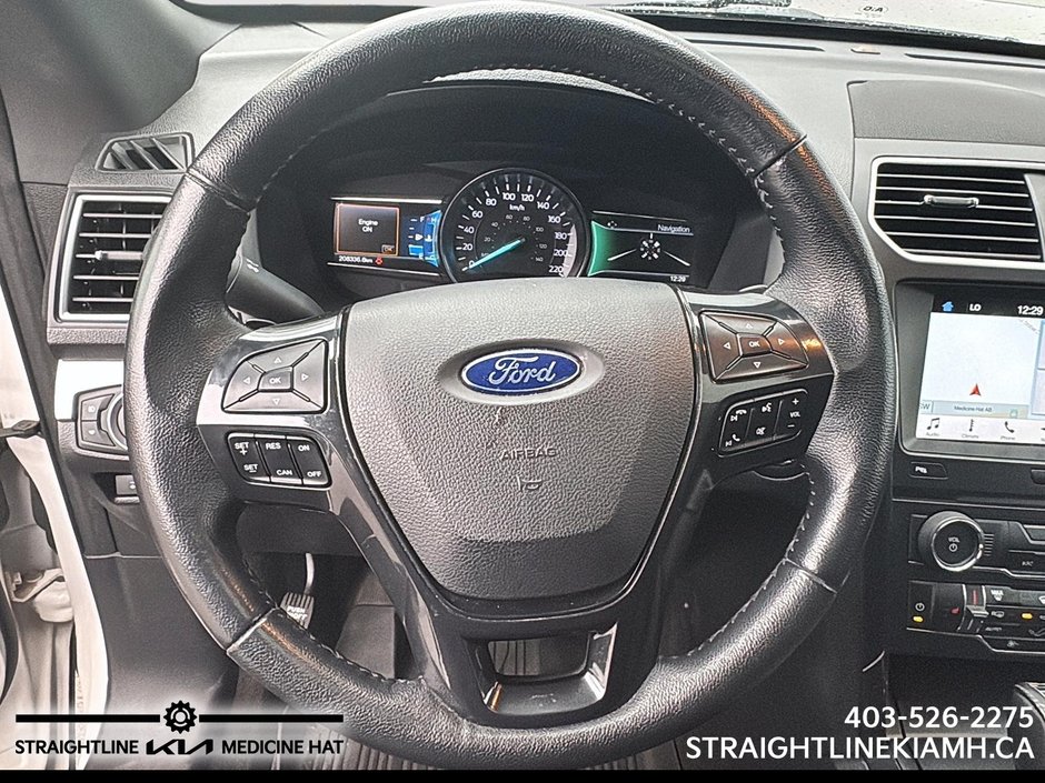 2017 Ford Explorer XLT-11