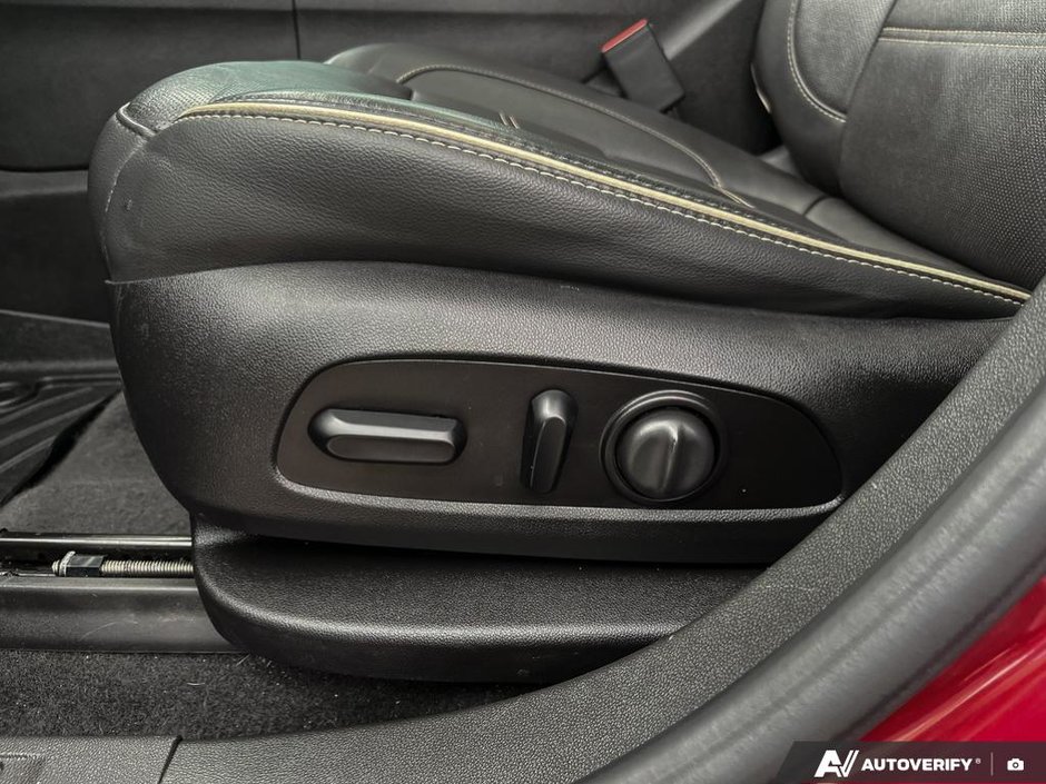 2017 GMC Acadia Denali-21