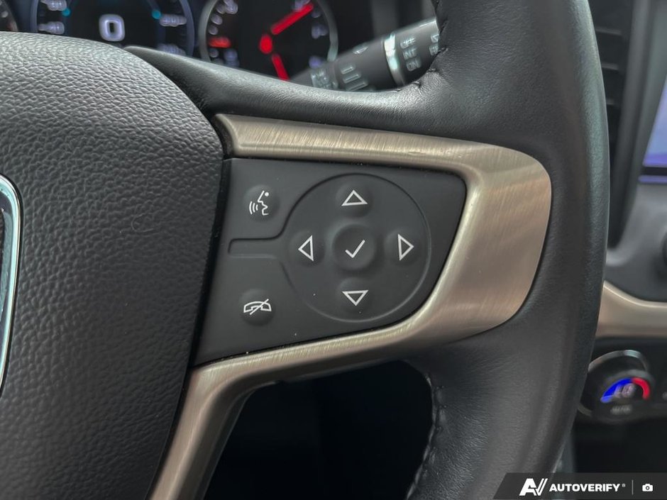 2017 GMC Acadia Denali-16