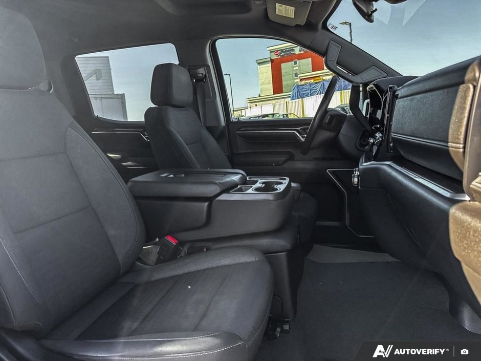 2023 GMC Sierra 1500 SLE-23