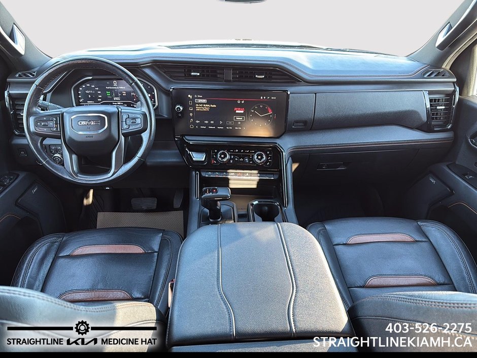 2023 GMC Sierra 1500 AT4-10