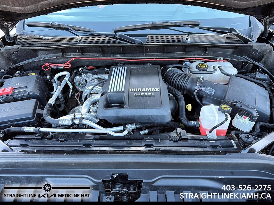 2023 GMC Sierra 1500 AT4-8