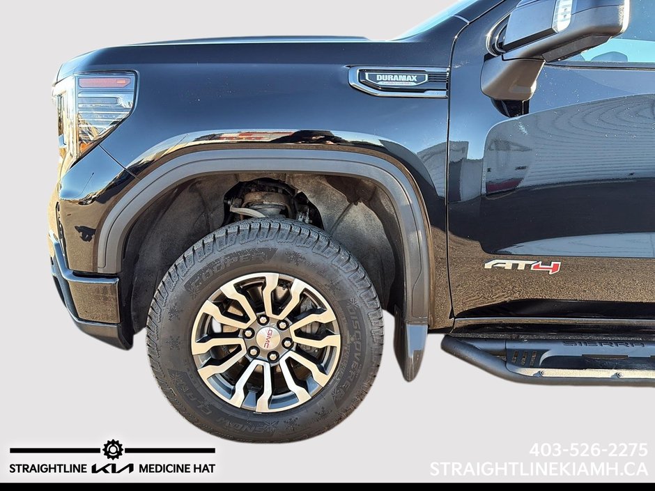 2023 GMC Sierra 1500 AT4-7