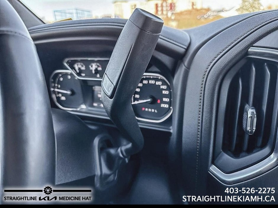 2023 GMC Sierra 3500HD AT4-13