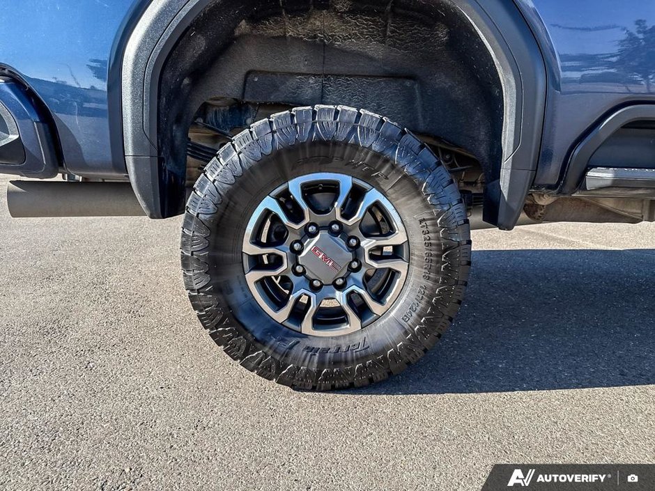 2023 GMC Sierra 3500HD AT4-7