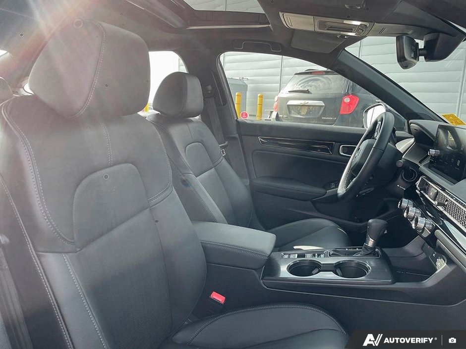 2025 Honda Civic Sedan Hybrid Sport-23