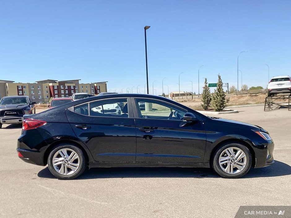 2019 Hyundai Elantra Preferred-6