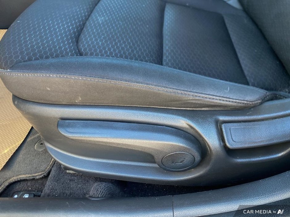 2019 Hyundai Elantra Preferred-20