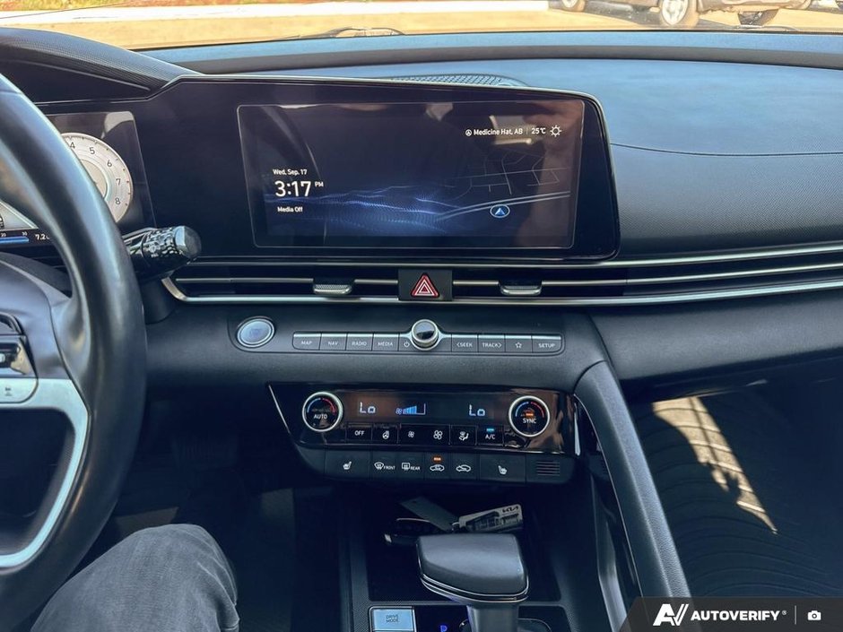 2021 Hyundai Elantra Ultimate Tech-17