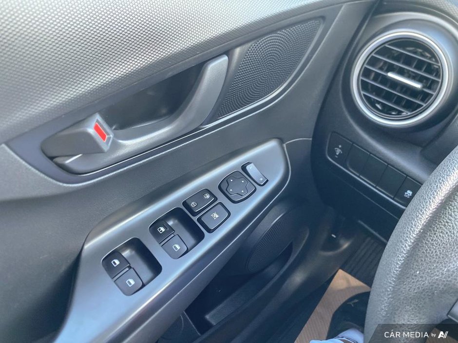 2019 Hyundai Kona Essential-11
