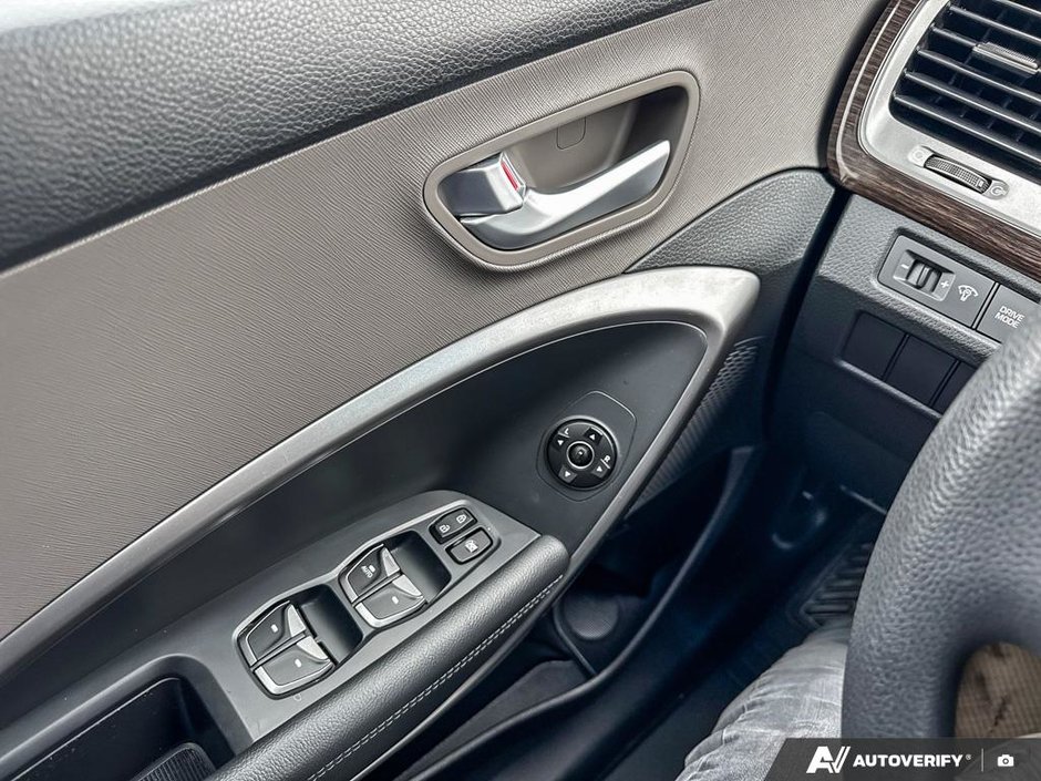 2018 Hyundai Santa Fe Sport BASE-12