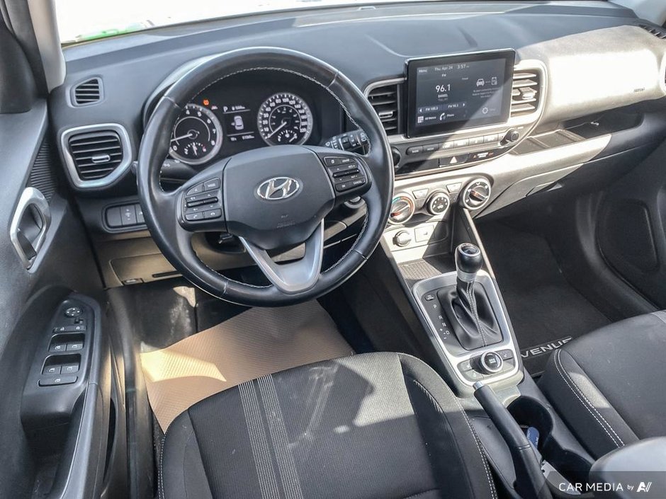 2021 Hyundai Venue Preferred-10