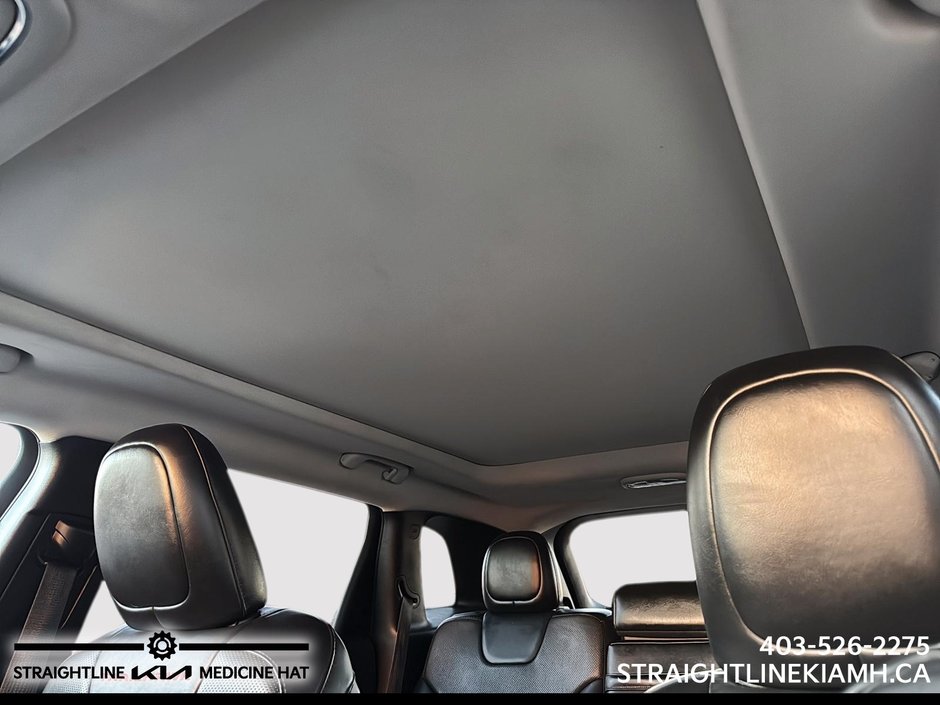 2017 Jeep Cherokee L Plus Pkg-16