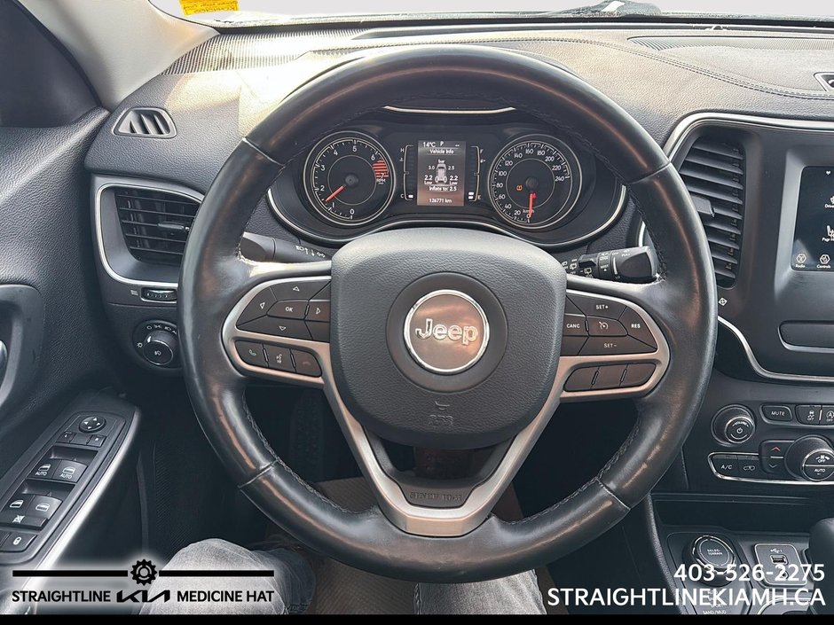 2019 Jeep Cherokee North-11