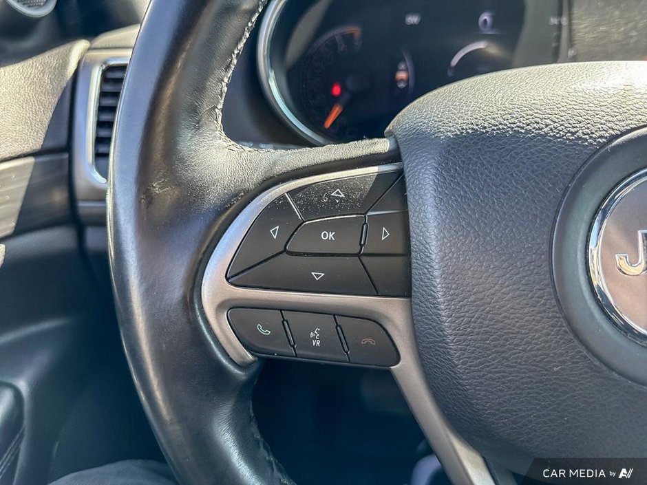 2019 Jeep Grand Cherokee Altitude-15