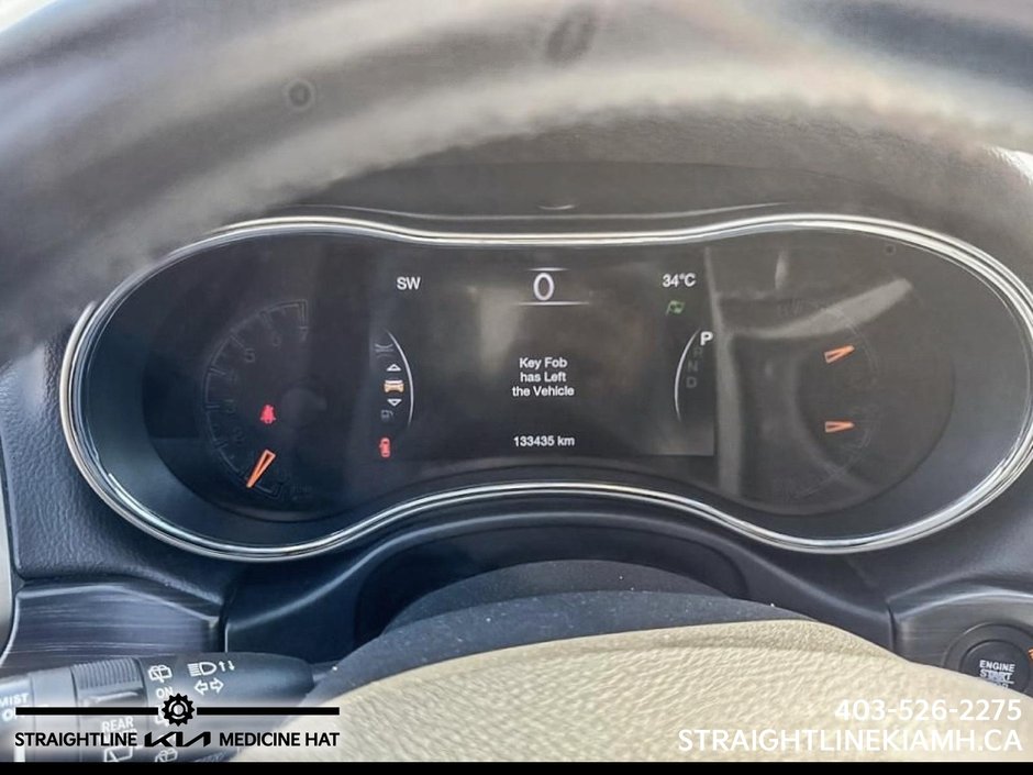 2019 Jeep Grand Cherokee Altitude-12