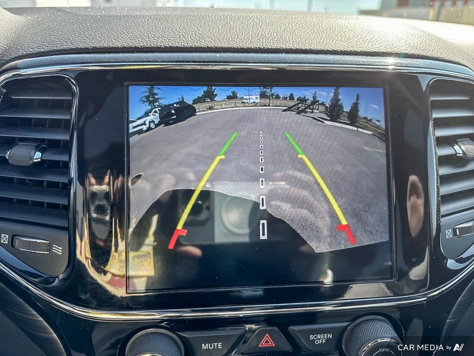 2019 Jeep Grand Cherokee Altitude-18