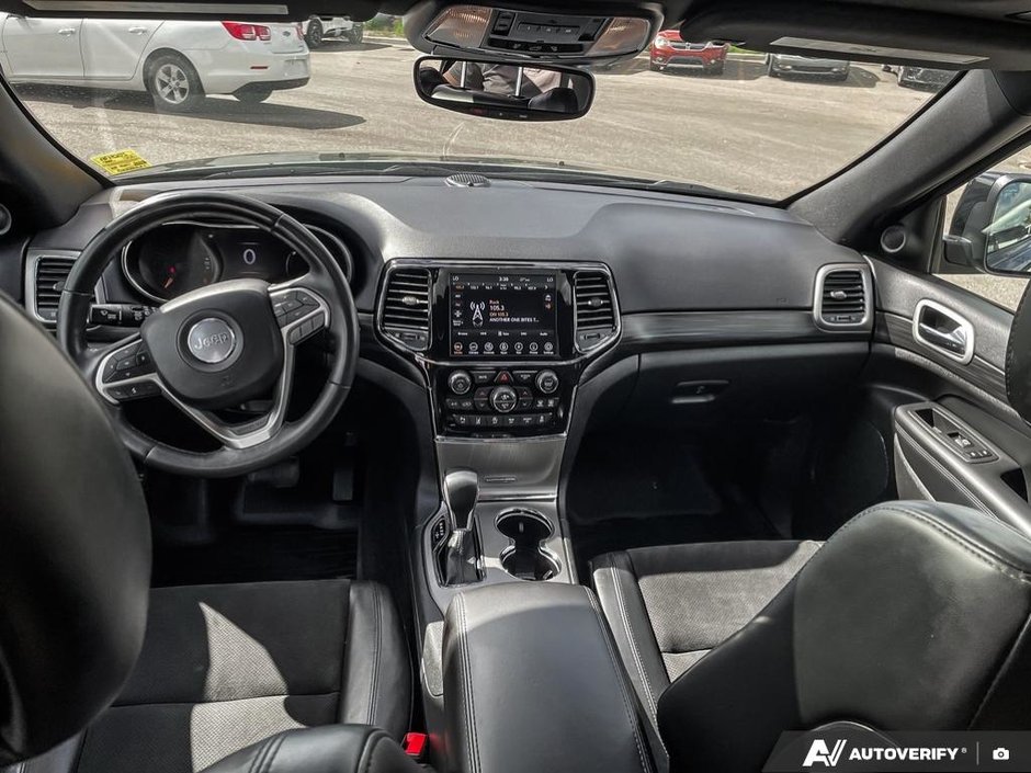 2021 Jeep Grand Cherokee Altitude-24