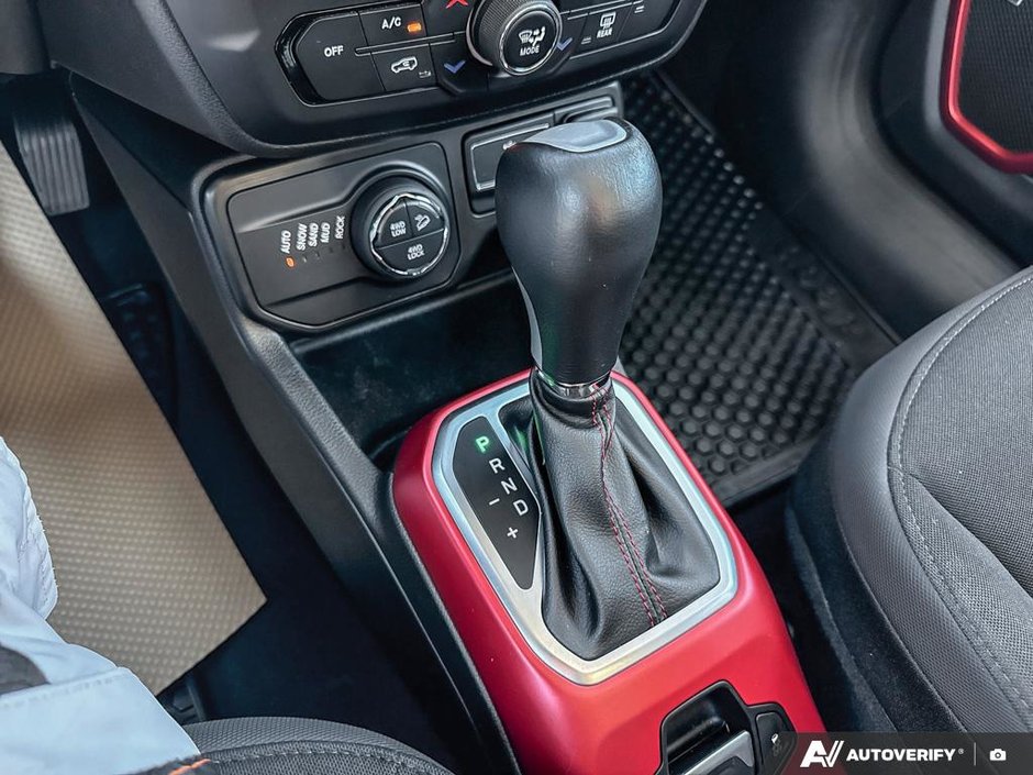 2021 Jeep Renegade Trailhawk-19