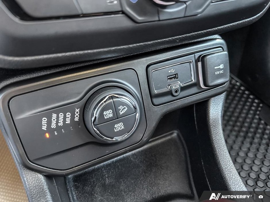 2021 Jeep Renegade Trailhawk-20