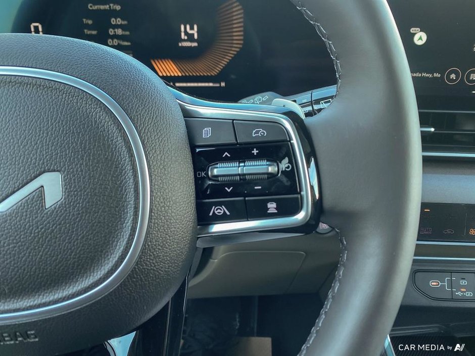 2025 Kia Carnival HEV EX-16