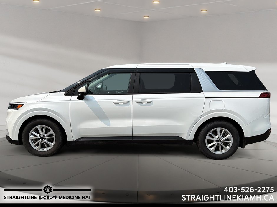 2022 Kia Carnival LX-4