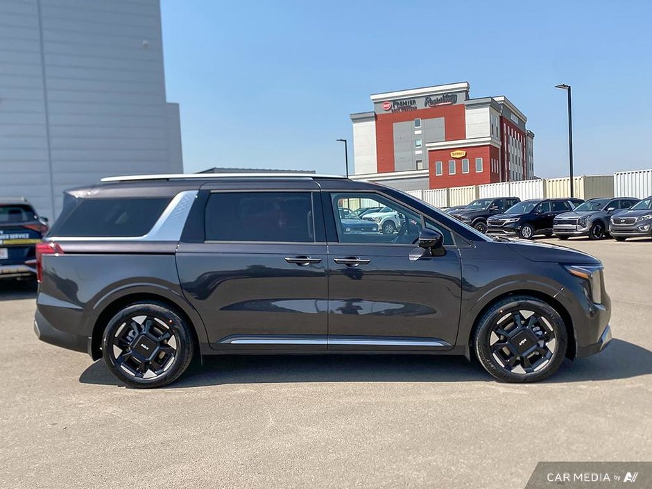 2025 Kia Carnival EX-7