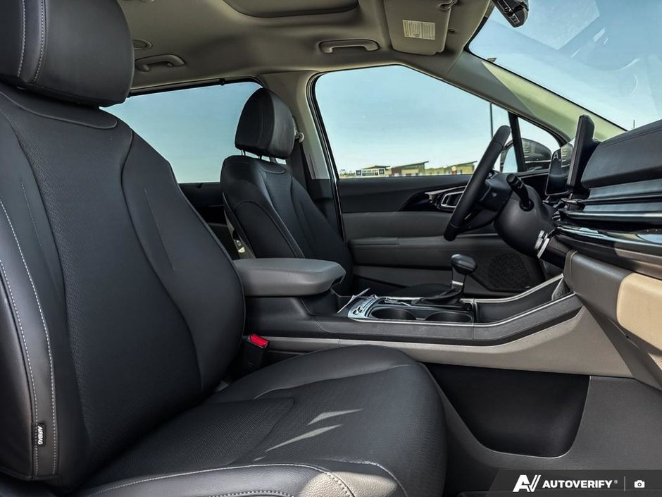 2026 Kia Carnival SX-23