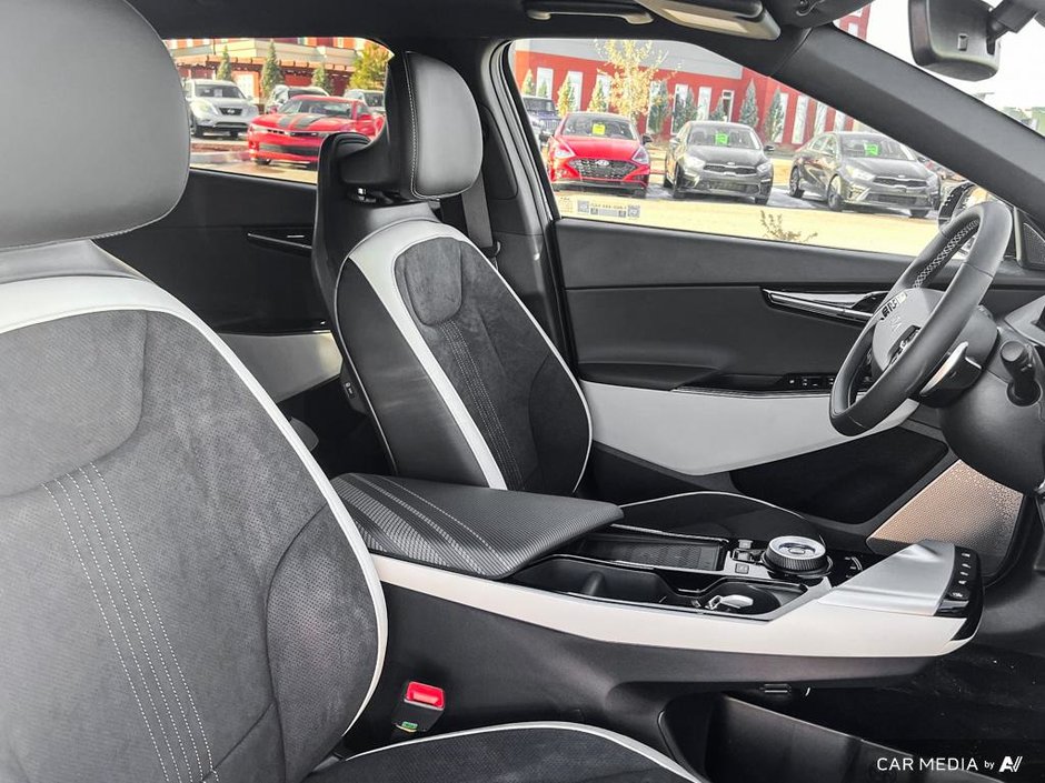 2024 Kia EV6-23
