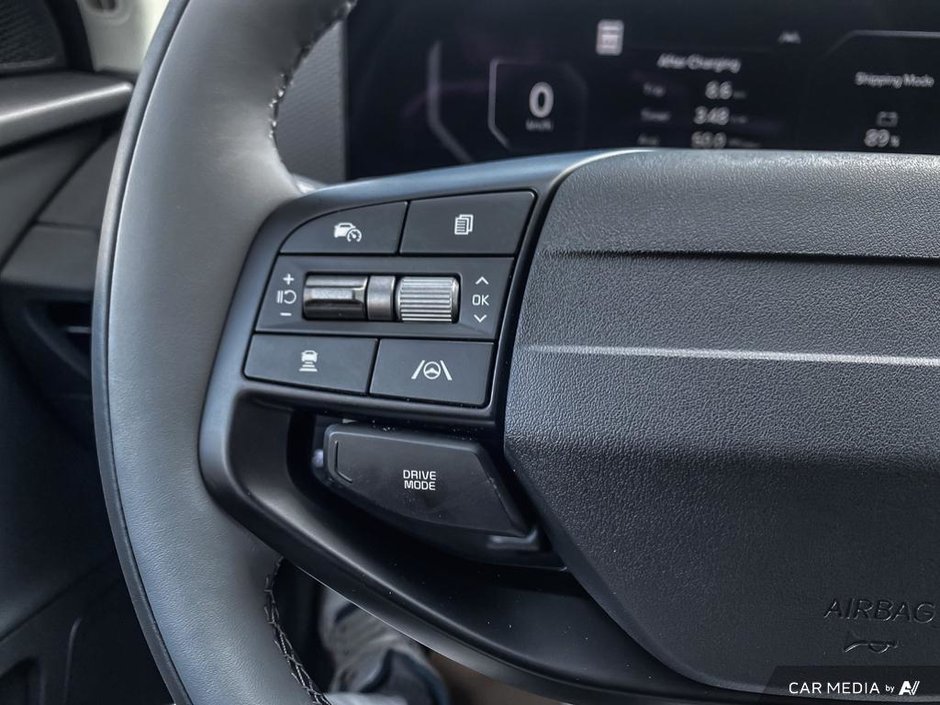 2025 Kia EV6 Land AWD w/ Premium Pkg-15